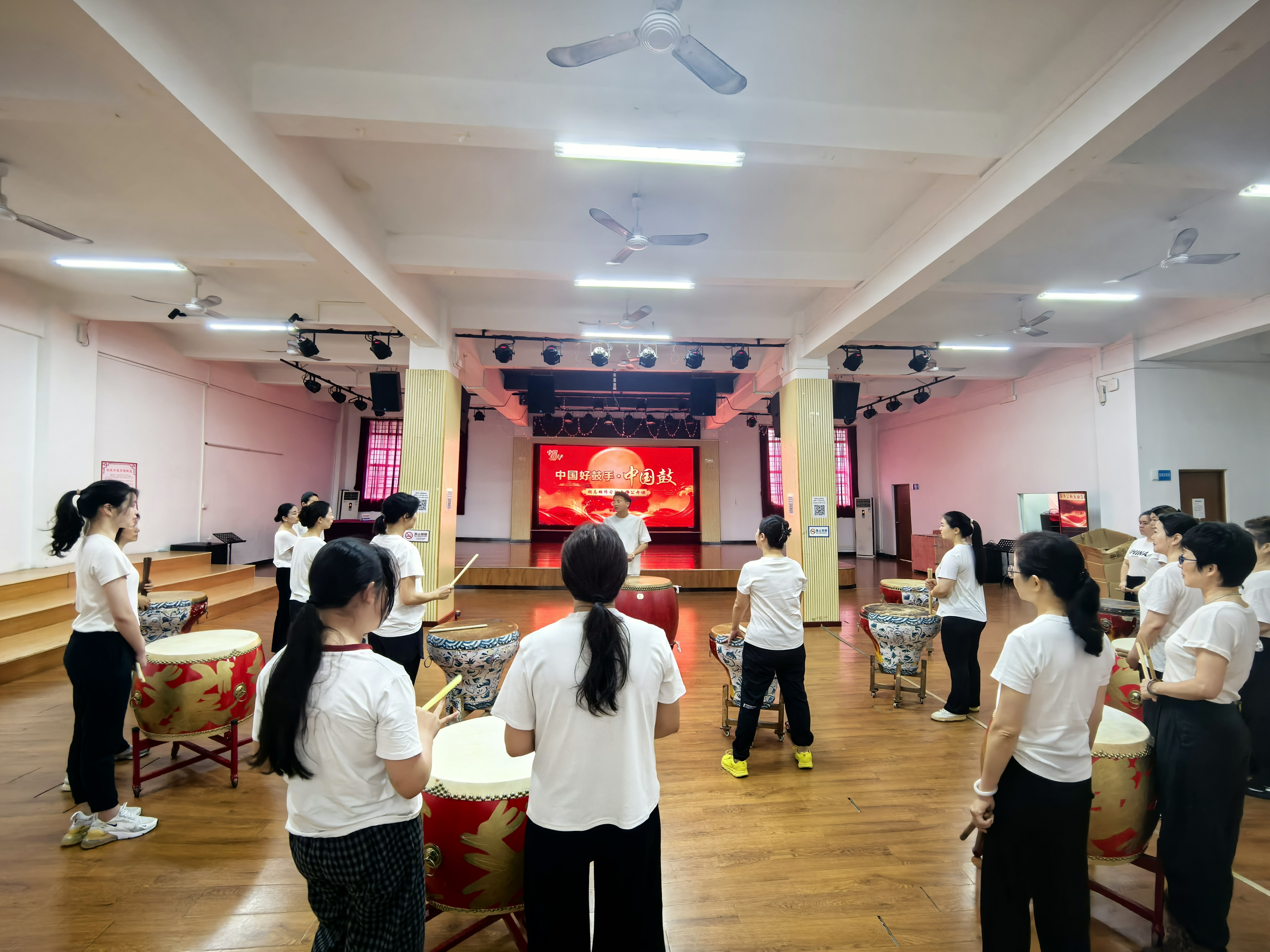 江门市江海区这堂中国鼓大师课太燃了！
